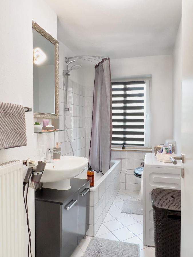 Schoene Helle & Gemuetliche Wohnung In Altstadtnaehe Erfurt Camera foto