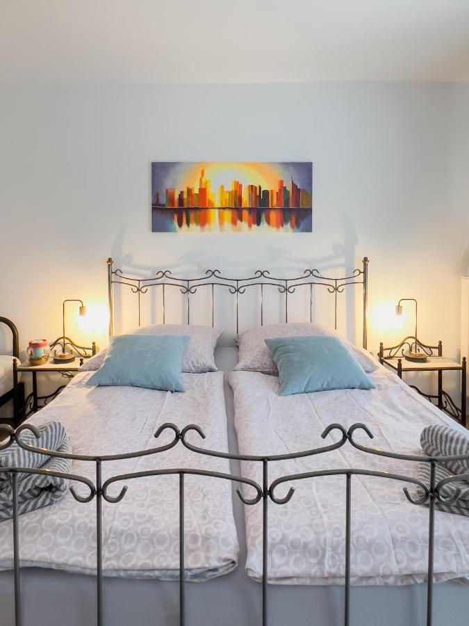 Schoene Helle & Gemuetliche Wohnung In Altstadtnaehe Erfurt Camera foto