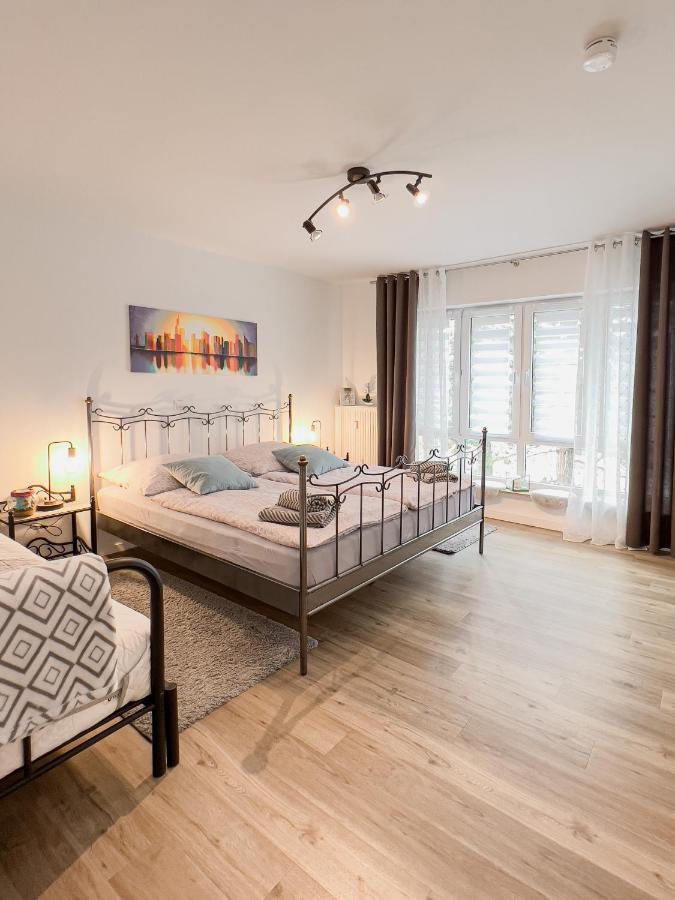 Schoene Helle & Gemuetliche Wohnung In Altstadtnaehe Erfurt Esterno foto